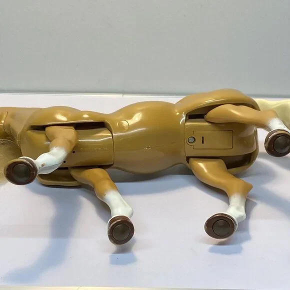 1998 Barbie Horse Walking Beauty Riding Horse Mattel Works Legs Move Walks - Picture 8 of 8